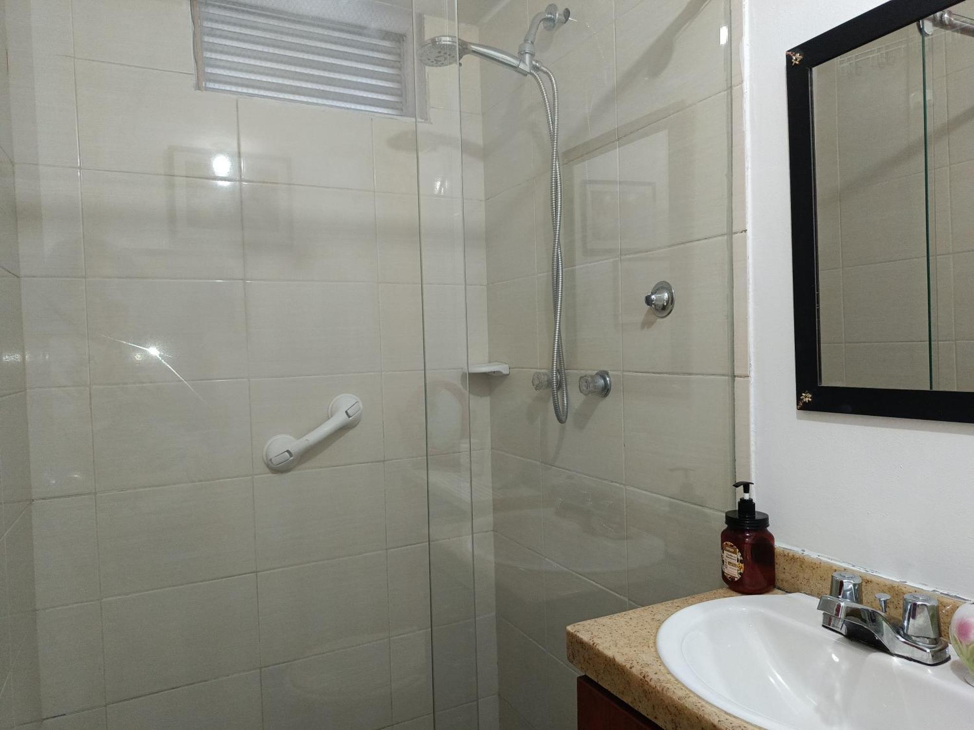 Apartment Apto Ideal Cerca A Universidad Centro Y Comercio